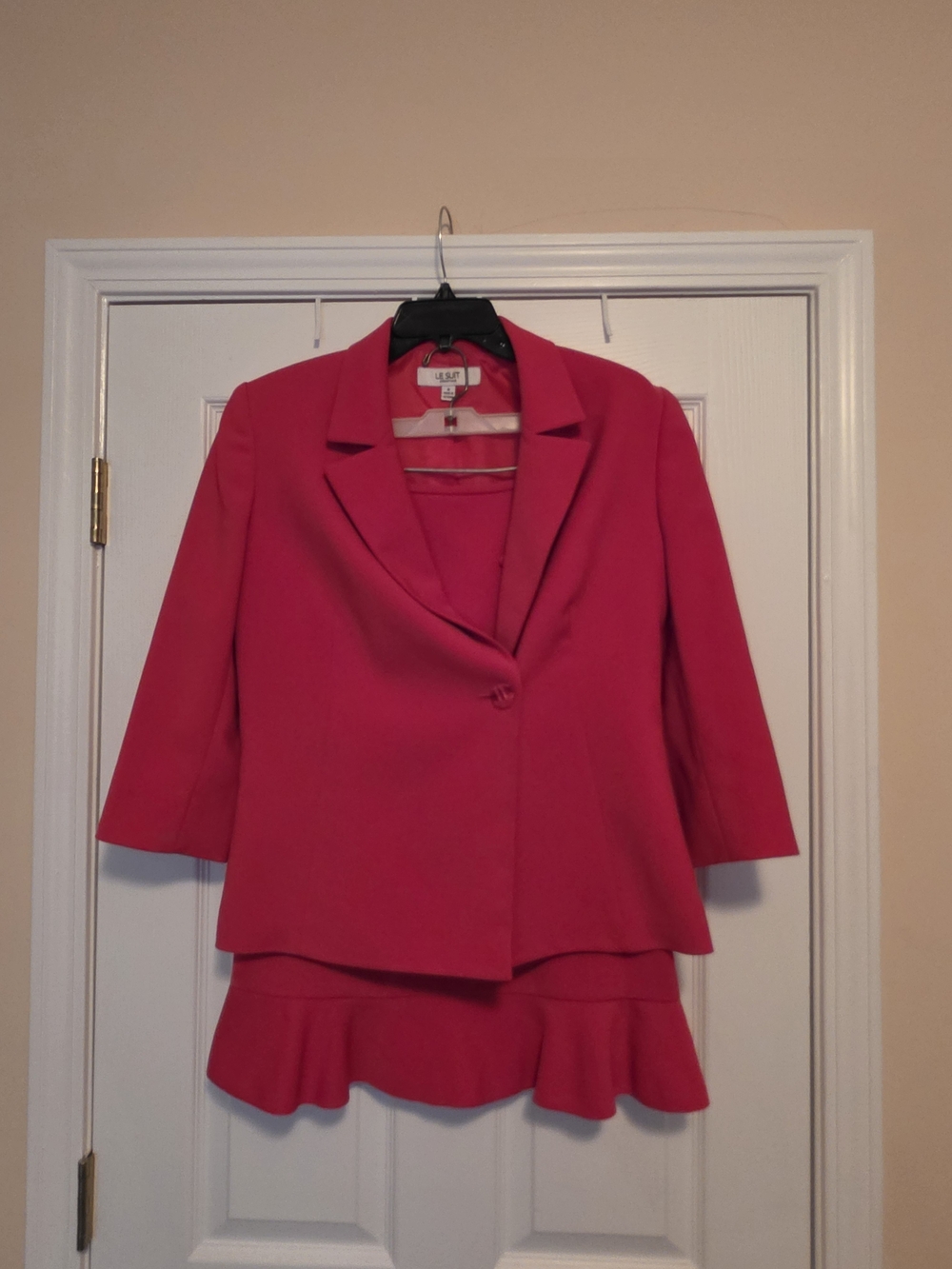 Le Suit Hot Pink Skirt Suit Set